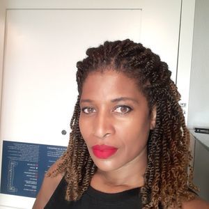 Meet your Posher, Shelly